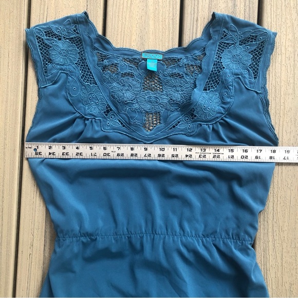 Akualani Lined Blue Dress with Lace Accent & Tieback Size L - Picture 10 of 11
